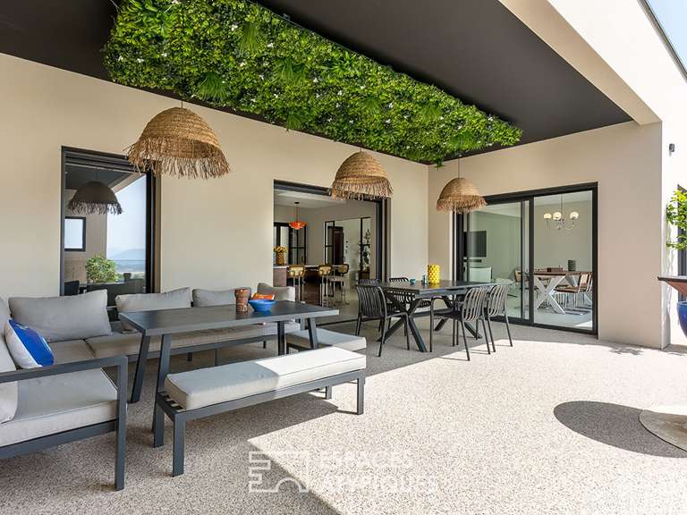 House Étoile-sur-Rhône - 5 bedrooms - 200m²