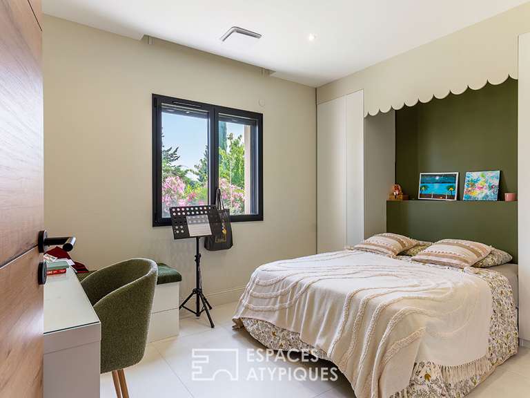 House Étoile-sur-Rhône - 5 bedrooms - 200m²