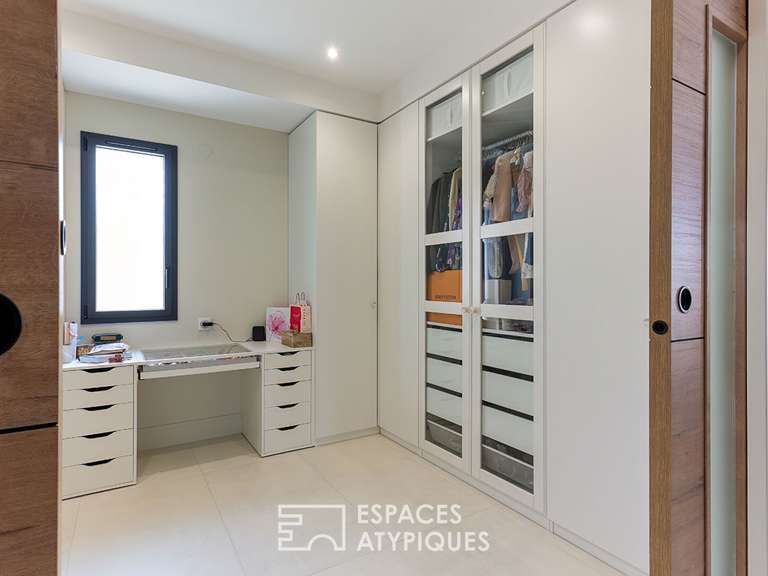 House Étoile-sur-Rhône - 5 bedrooms - 200m²