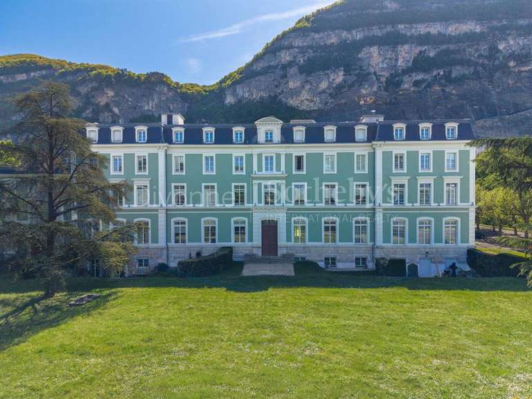 Appartement Étrembières - 2 chambres - 188m²