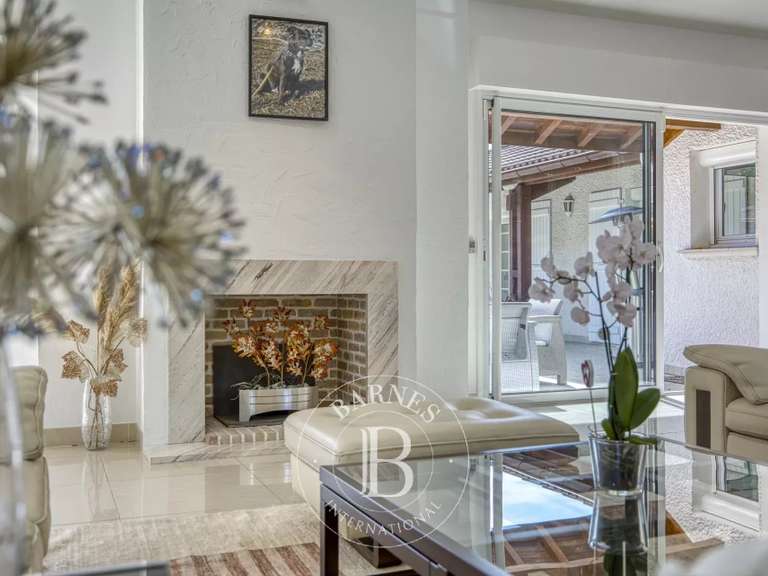 House Étrembières - 7 bedrooms - 515m²