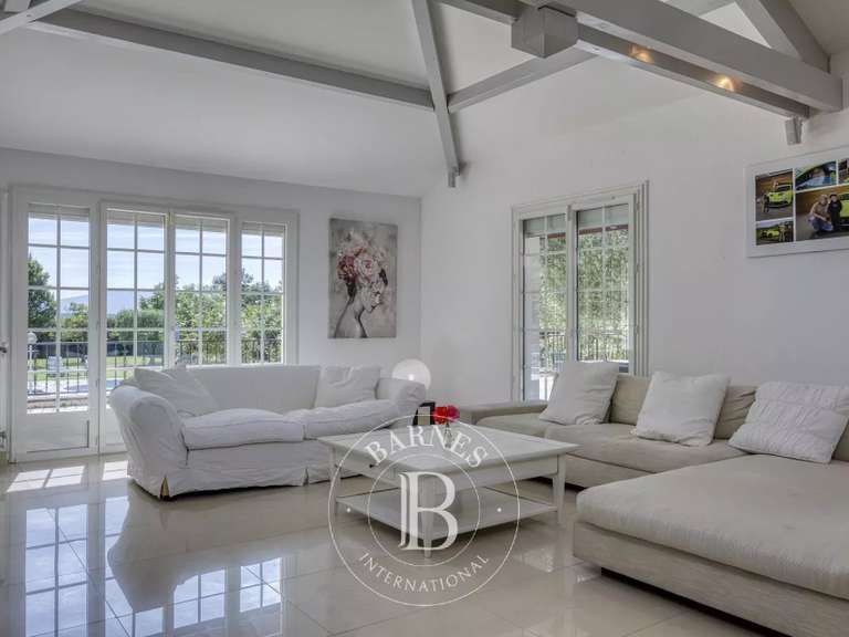 House Étrembières - 7 bedrooms - 515m²