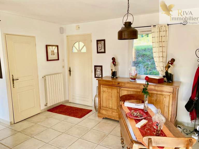 Maison Évenos - 4 chambres - 200m²