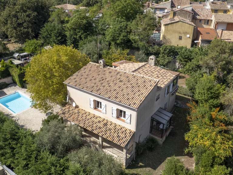 Maison Évenos - 5 chambres - 154m²