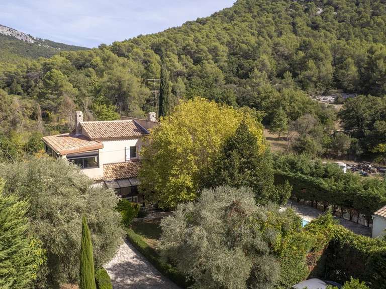 Maison Évenos - 5 chambres - 154m²