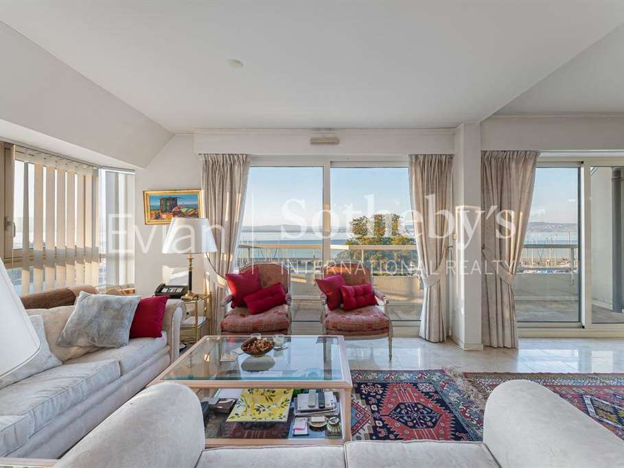 Appartement Évian-les-Bains