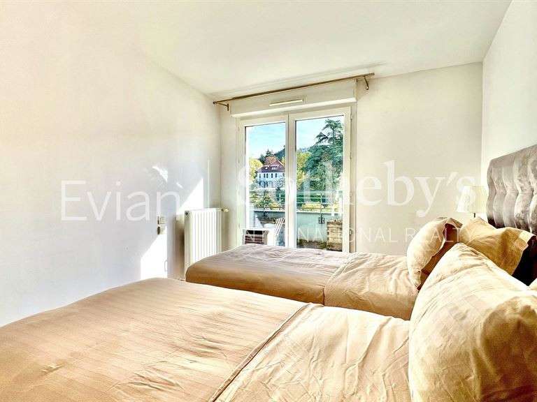 Apartment Évian-les-Bains - 4 bedrooms - 170m²