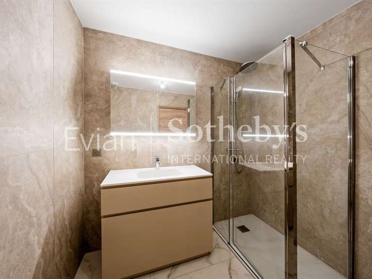 Appartement Évian-les-Bains - 5 chambres - 282m²
