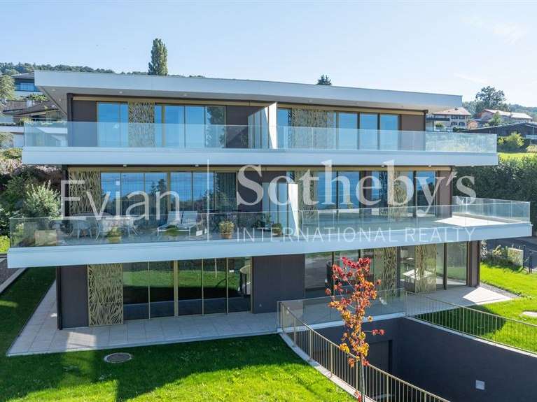Appartement Évian-les-Bains - 5 chambres - 282m²