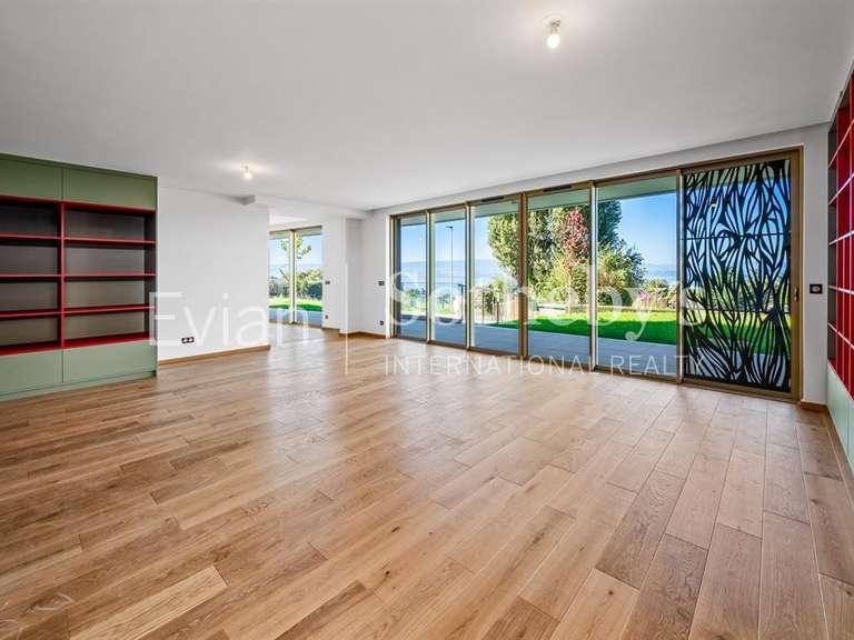 Appartement Évian-les-Bains - 5 chambres - 282m²