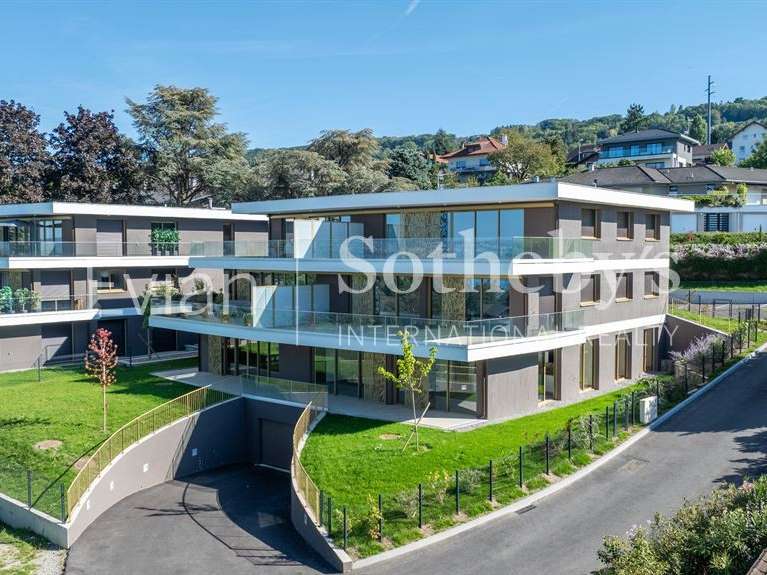 Appartement Évian-les-Bains - 5 chambres - 282m²