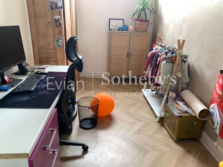 Appartement Évian-les-Bains - 6 chambres - 270m²