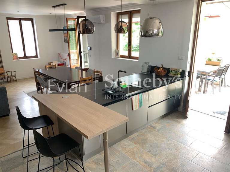 Appartement Évian-les-Bains - 6 chambres - 270m²
