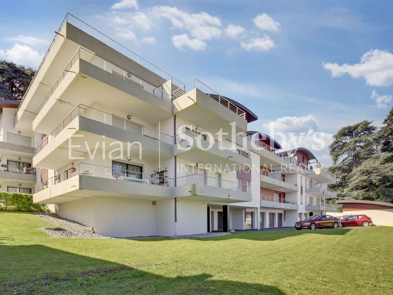 Appartement Évian-les-Bains - 3 chambres - 122m²