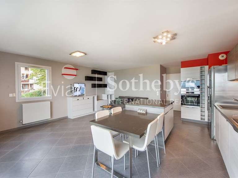 Appartement Évian-les-Bains - 2 chambres - 82m²