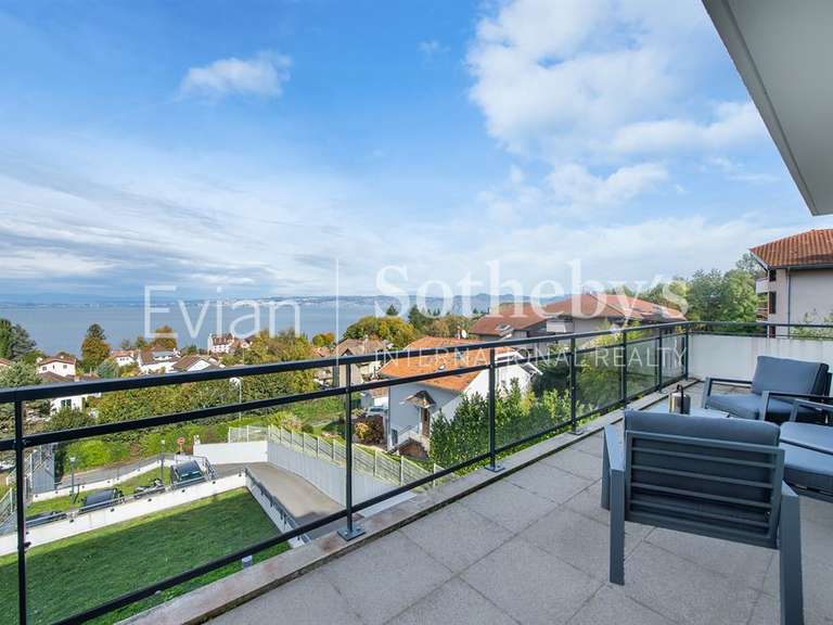 Appartement Évian-les-Bains - 2 chambres - 82m²