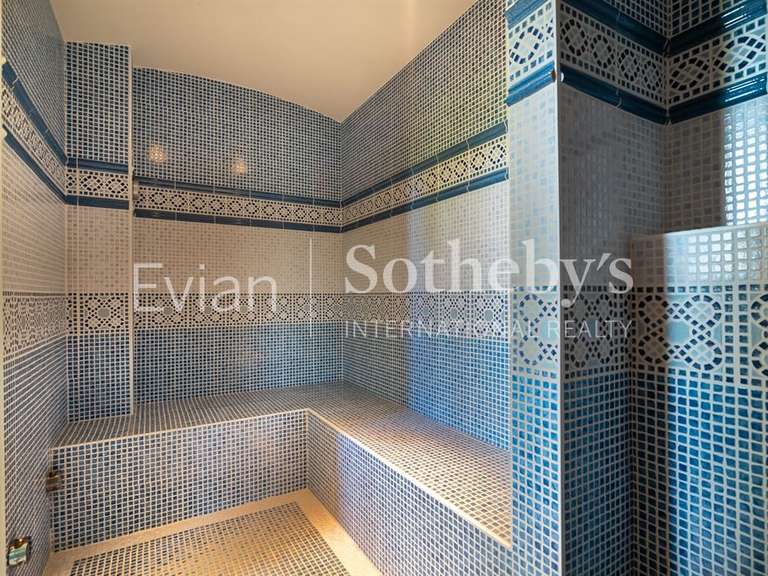 Apartment Évian-les-Bains - 3 bedrooms - 279m²