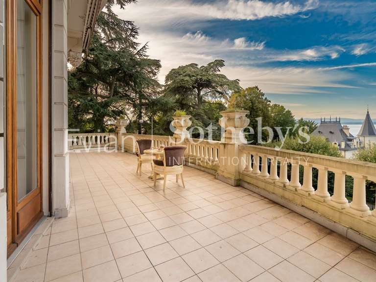 Apartment Évian-les-Bains - 3 bedrooms - 279m²
