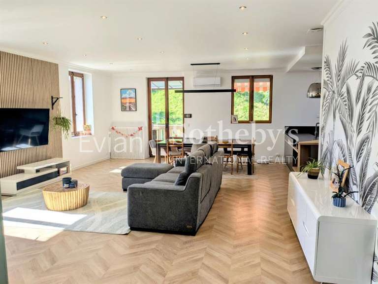 Appartement Évian-les-Bains - 6 chambres - 270m²