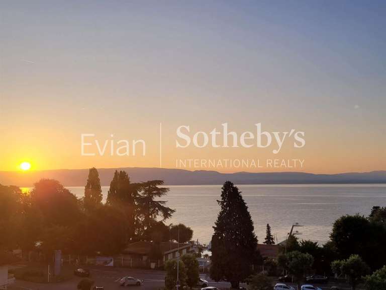 Appartement Évian-les-Bains - 6 chambres - 270m²