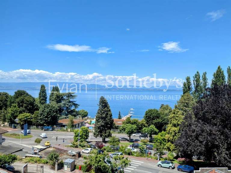 Appartement Évian-les-Bains - 6 chambres - 270m²