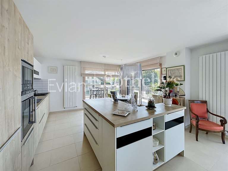 Appartement Évian-les-Bains - 3 chambres - 119m²