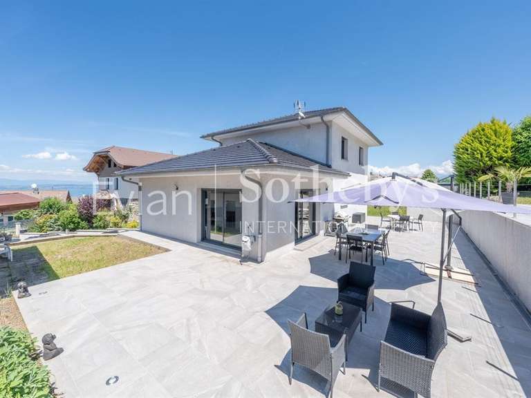 Maison Évian-les-Bains - 4 chambres - 200m²