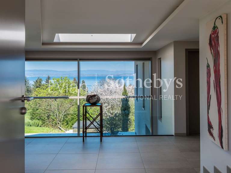 Maison Évian-les-Bains - 3 chambres - 302m²