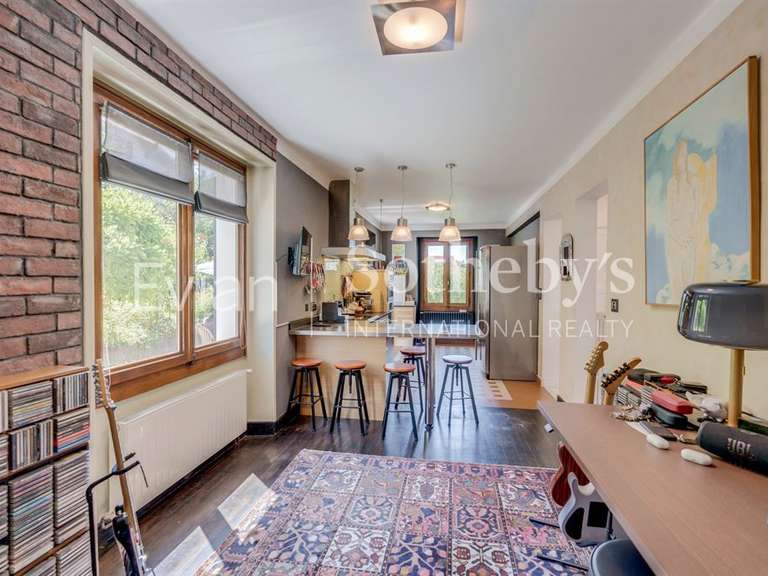 House Évian-les-Bains - 4 bedrooms - 155m²
