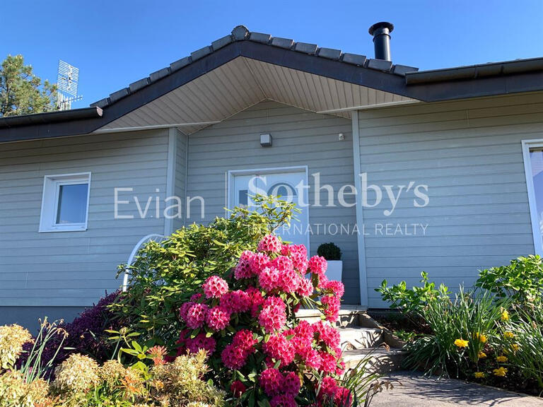 House Évian-les-Bains - 3 bedrooms - 142m²