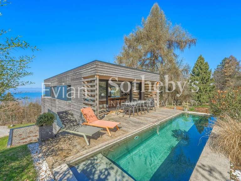 House Évian-les-Bains - 4 bedrooms - 216m²