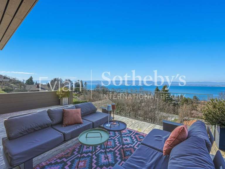 Maison Évian-les-Bains - 4 chambres - 206m²