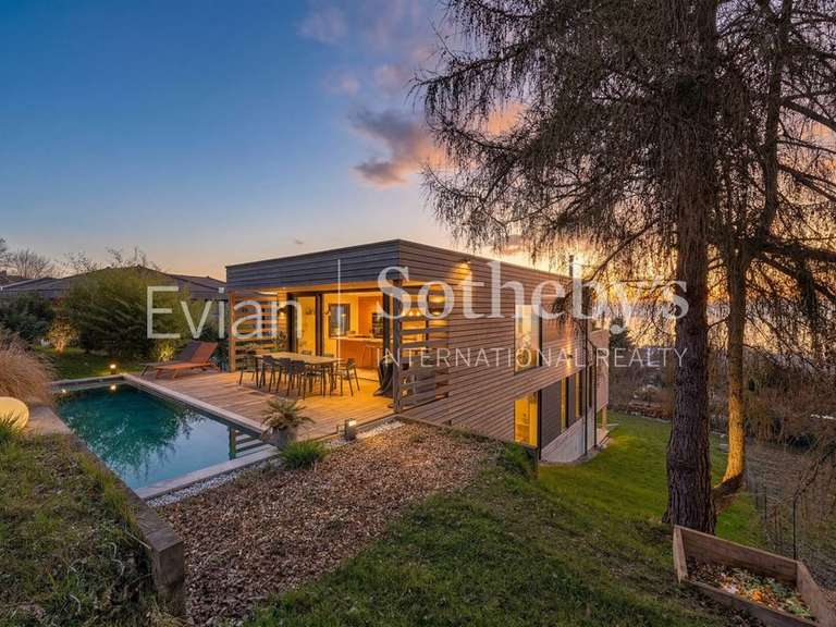 Maison Évian-les-Bains - 4 chambres - 206m²