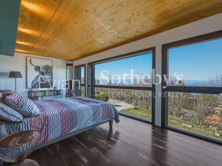 House Évian-les-Bains - 4 bedrooms - 216m²