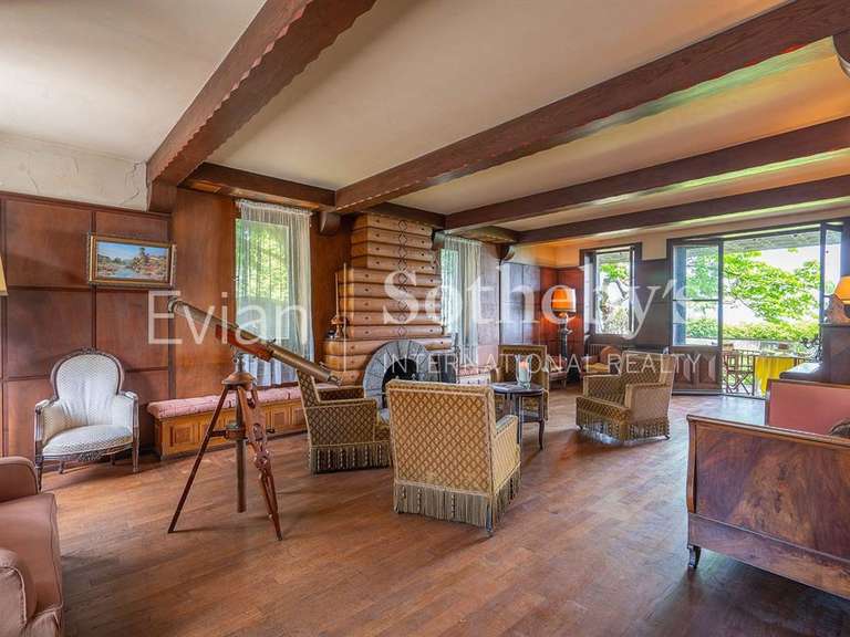 House Évian-les-Bains - 6 bedrooms - 445m²