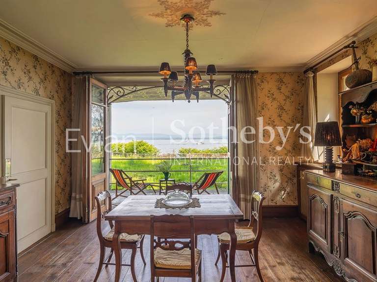 House Évian-les-Bains - 6 bedrooms - 445m²