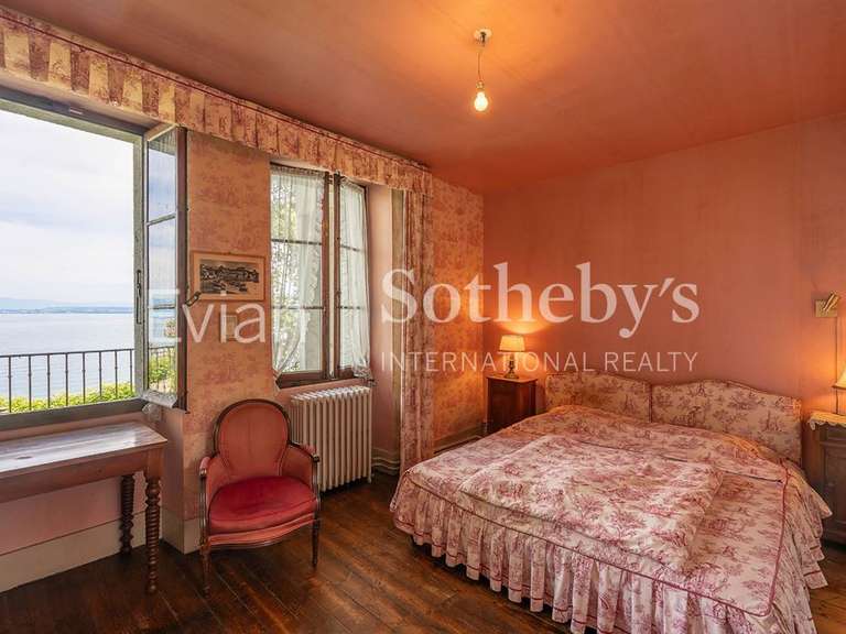 House Évian-les-Bains - 6 bedrooms - 445m²