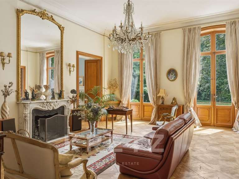 Maison Évreux - 7 chambres - 600m²