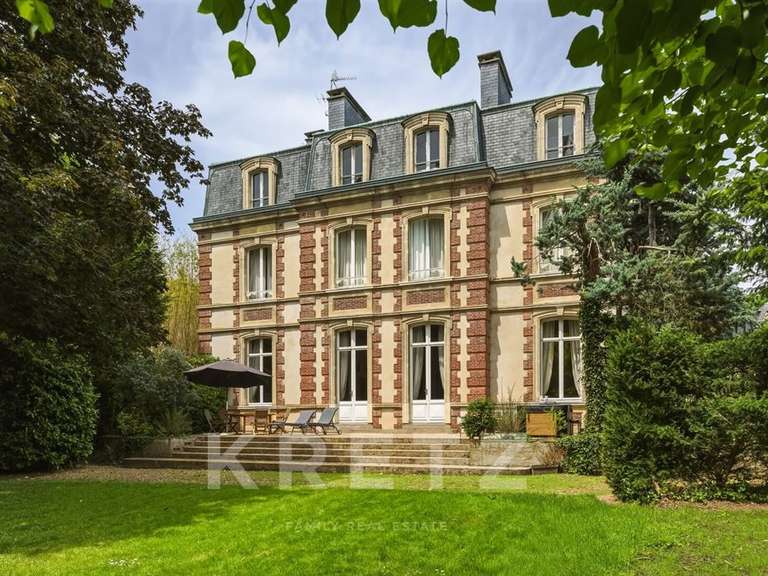 Maison Évreux - 7 chambres - 600m²
