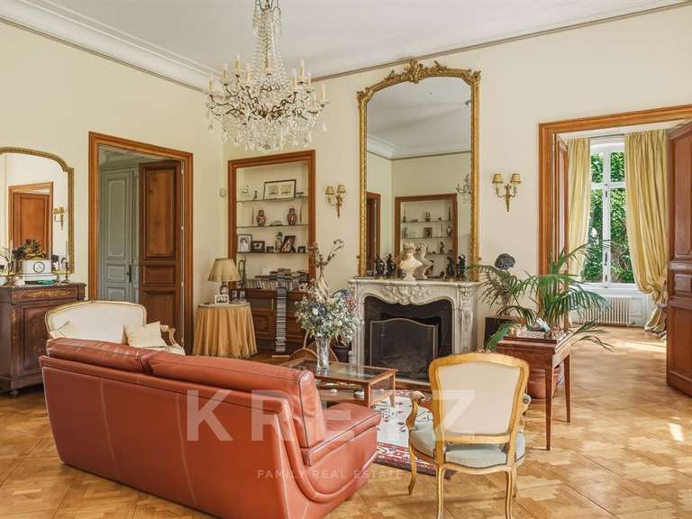 Maison Évreux - 7 chambres - 600m²
