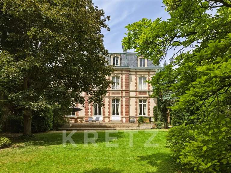 Maison Évreux - 7 chambres - 600m²