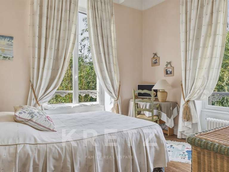 Maison Évreux - 7 chambres - 600m²