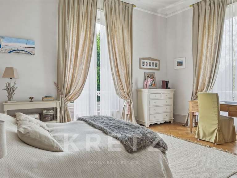 Maison Évreux - 7 chambres - 600m²