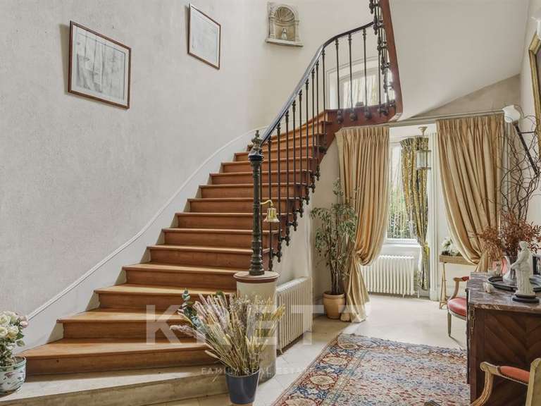 Maison Évreux - 7 chambres - 600m²