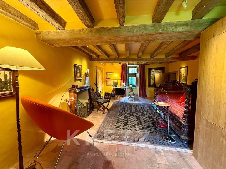 Château Évron - 4 chambres - 380m²