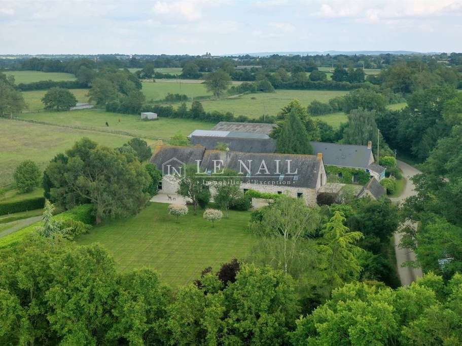 Propriété équestre Évron