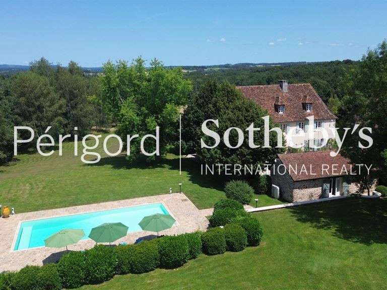 House Excideuil - 4 bedrooms - 427m²