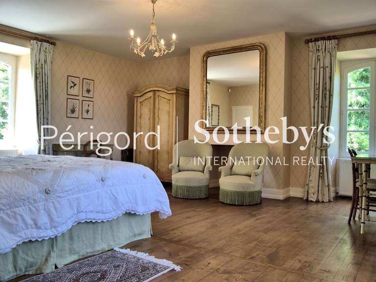 House Excideuil - 4 bedrooms - 427m²