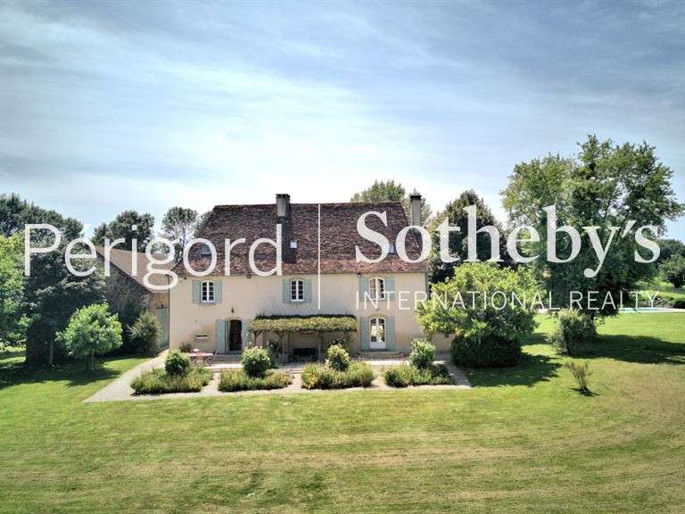 House Excideuil - 4 bedrooms - 427m²