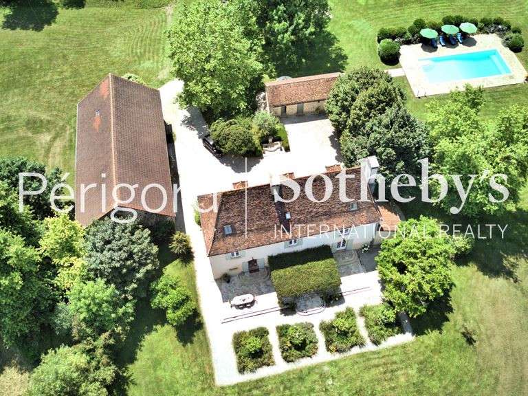 House Excideuil - 4 bedrooms - 427m²